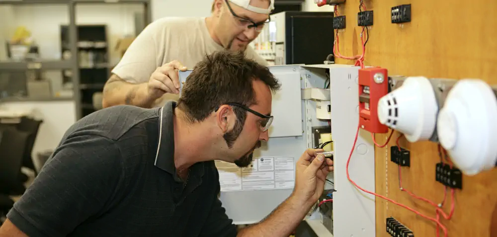 Serwis urządzeń i instalacji ppoż.